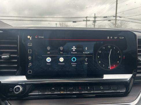 Used 2024 GMC Sierra 1500 SLT w/ X31 Off-Road Package image 20