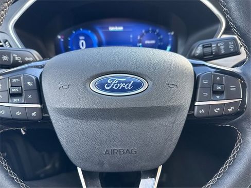 Certified 2021 Ford Escape Titanium w/ Titanium Elite Package image 21