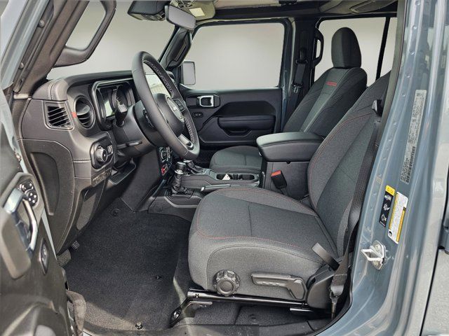New 2025 Jeep Wrangler Unlimited Rubicon AWD/4WD image 39