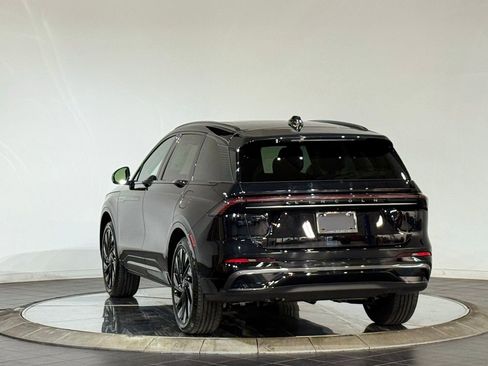 New 2026 Lincoln Nautilus Reserve w/ Jet Appearance Package image 7