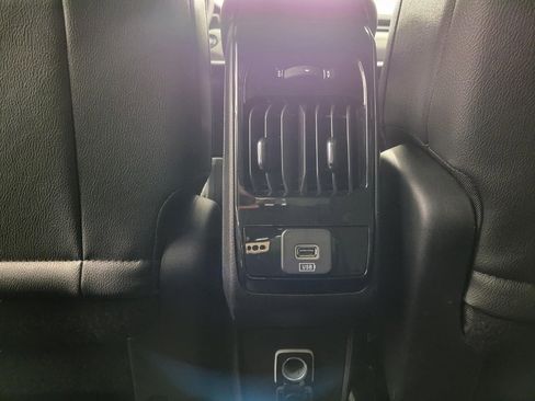 Used 2025 Jeep Compass Limited AWD/4WD image 23