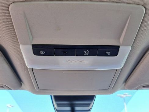 Used 2024 Nissan Altima 2.5 SV FWD image 19