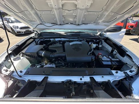 Used 2023 Toyota Tacoma SR5 image 42