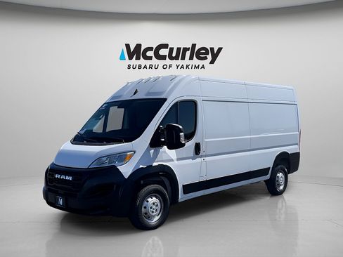 Used 2023 RAM ProMaster 2500 FWD image 1