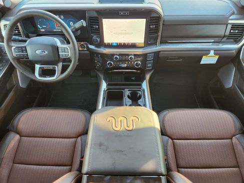 New 2026 Ford F250 King Ranch w/ FX4 Off-Road Package image 25