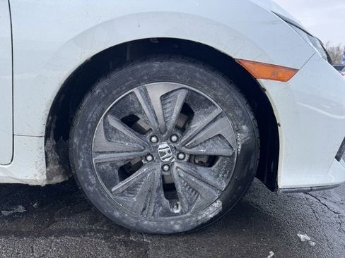 Used 2019 Honda Civic EX image 9