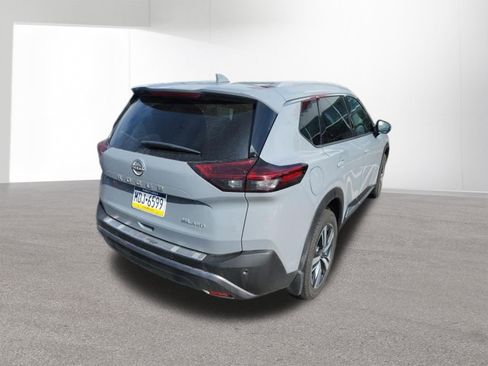 Used 2023 Nissan Rogue SL AWD/4WD image 6