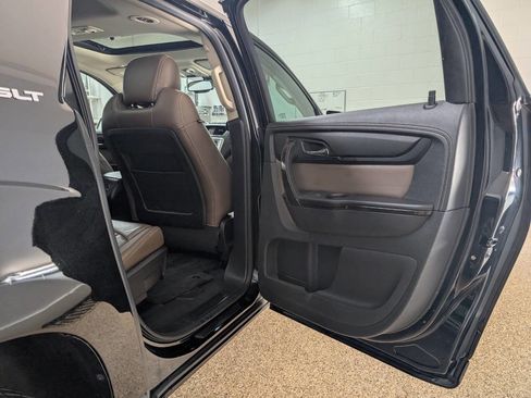 Used 2016 GMC Acadia SLT image 19