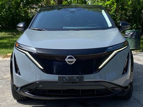 Used 2023 Nissan Ariya FWD image 3