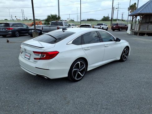 Certified 2022 Honda Accord Sport image 8