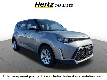 Used 2025 Kia Soul LX w/ LX Technology Package