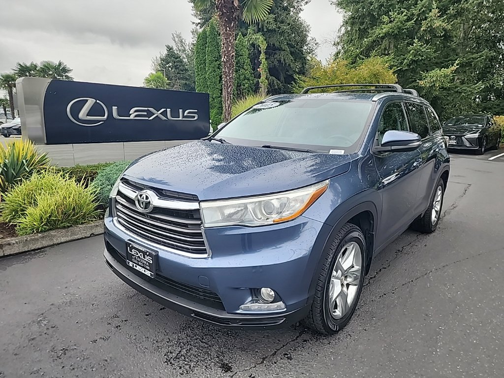 Used 2015 Toyota Highlander Limited AWD/4WD image 2
