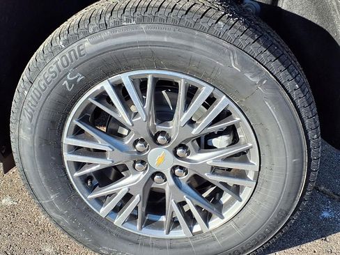 New 2026 Chevrolet Traverse LT w/ Driver Confidence Package image 7