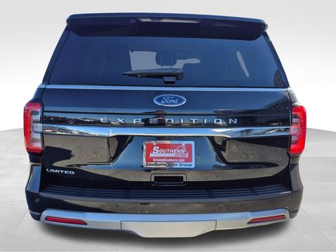 Used 2024 Ford Expedition Limited image 5