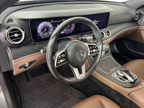 Certified 2020 Mercedes-Benz E 350 4MATIC Sedan image 17