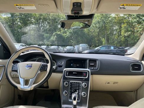 Used 2015 Volvo S60 T5 Premier image 15