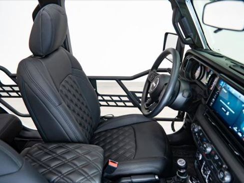 Used 2026 Jeep Wrangler Unlimited Sport AWD/4WD image 28