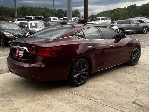 Used 2016 Nissan Maxima SR FWD image 6