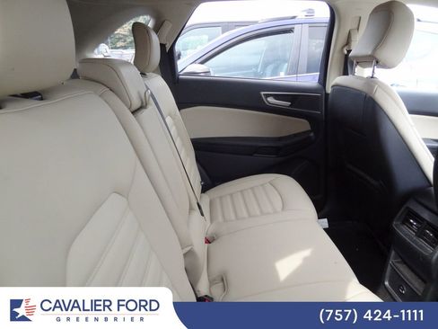 Used 2021 Ford Edge SEL FWD image 10