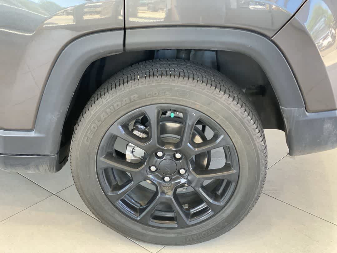 Used 2022 Jeep Compass Latitude AWD/4WD image 12