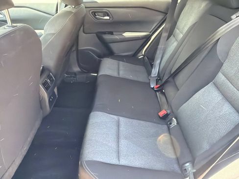Used 2025 Nissan Rogue SV FWD image 20