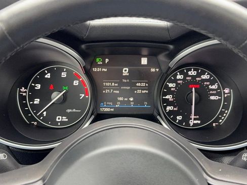 Used 2023 Alfa Romeo Stelvio Veloce image 21