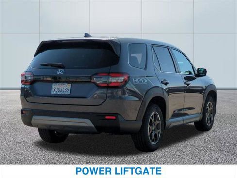 Certified 2023 Honda Pilot EX-L image 7