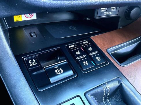 Certified 2022 Lexus RX 350L FWD w/ Premium Package image 34