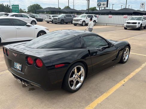 Used 2008 Chevrolet Corvette Coupe w/ Preferred Equipment Group RWD image 6