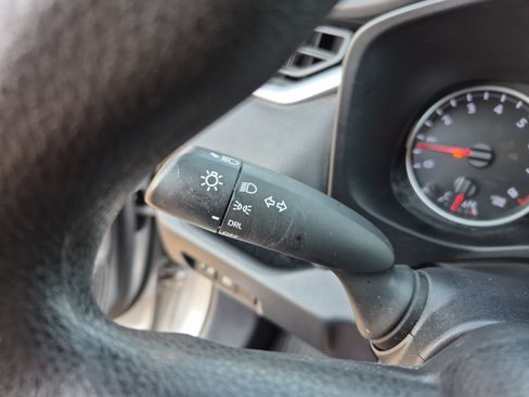 Used 2020 Toyota RAV4 LE AWD/4WD image 34