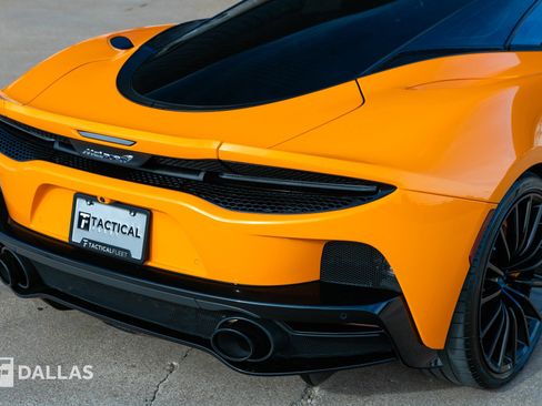 Used 2023 McLaren GT image 16