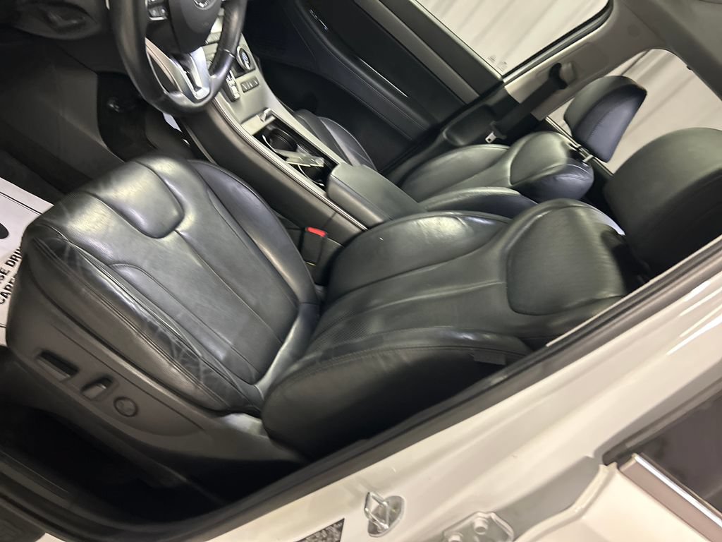 Used 2022 Hyundai Palisade SEL w/ 8P Bench Seat Package FWD image 10