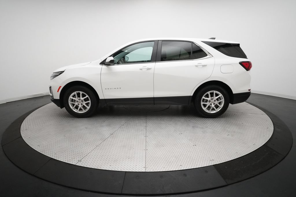 Used 2024 Chevrolet Equinox LT AWD/4WD image 24