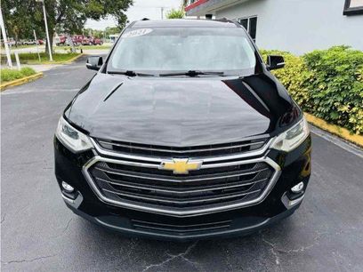 Used 2021 Chevrolet Traverse LT