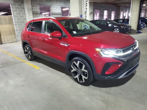 Certified 2023 Volkswagen Taos SEL image 54