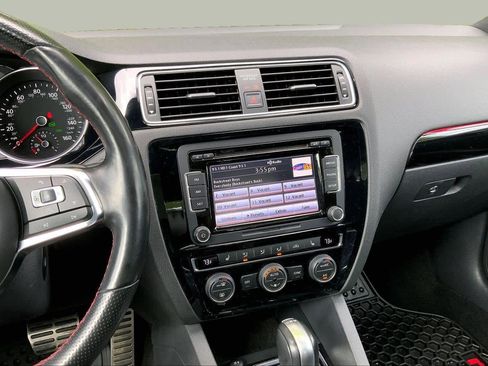 Used 2015 Volkswagen Jetta GLI SE FWD image 7