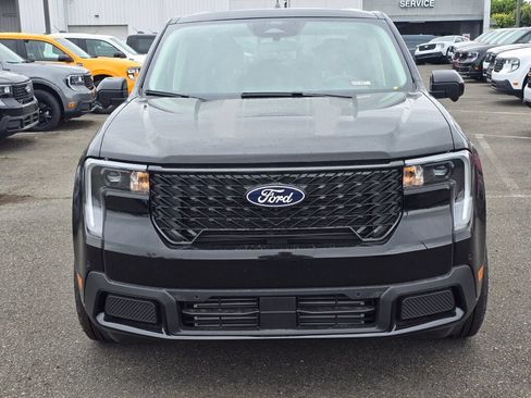 New 2026 Ford Maverick Lariat w/ Black Appearance Package AWD/4WD image 8