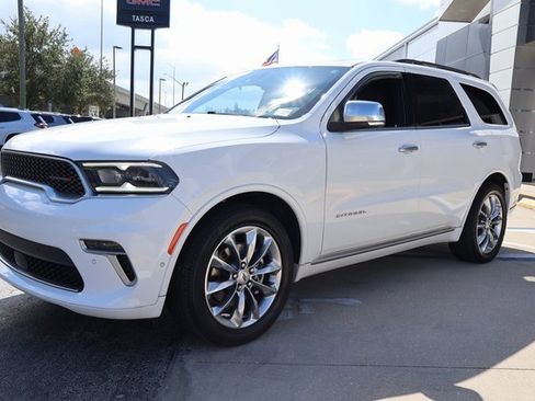 Used 2023 Dodge Durango Citadel image 3