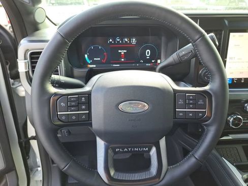 New 2025 Ford F250 Platinum AWD/4WD image 15