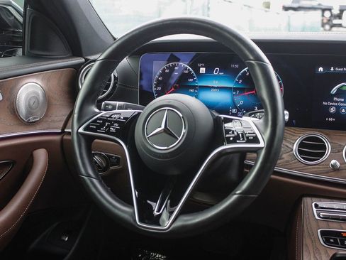Used 2022 Mercedes-Benz E 350 4MATIC Sedan image 14