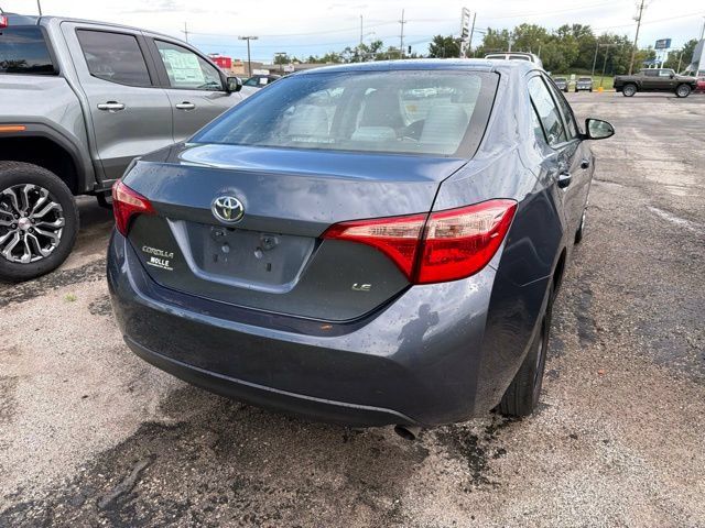 Used 2017 Toyota Corolla LE w/ Carpet Mat Package (TMS) FWD image 15