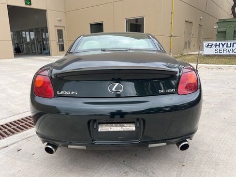 Used 2002 Lexus SC 430 Convertible image 3