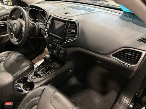 Used 2022 Jeep Cherokee Limited AWD/4WD image 33
