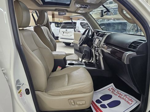 Used 2016 Toyota 4Runner Limited image 21