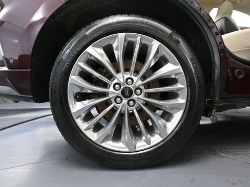 Used 2021 Ford Edge Titanium w/ Equipment Group 301A AWD/4WD image 15