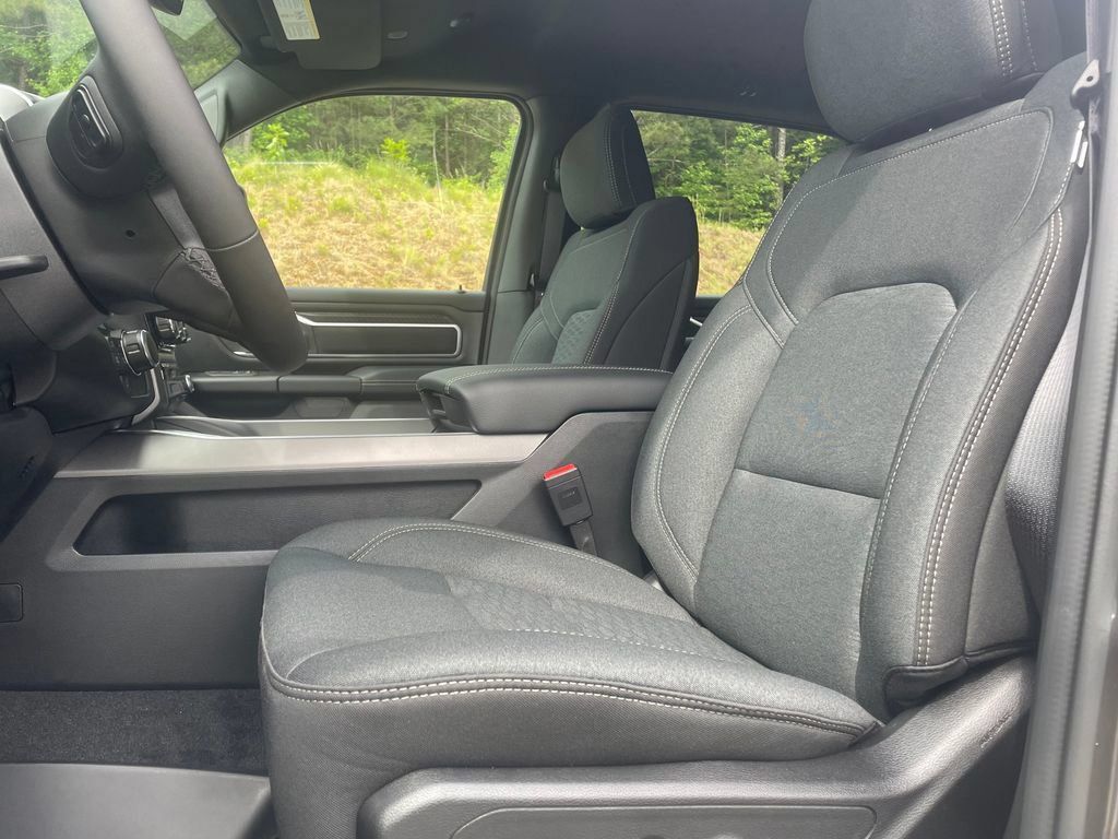 New 2026 RAM 1500 Big Horn AWD/4WD image 12