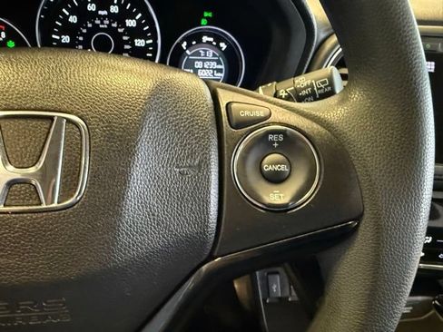 Used 2016 Honda HR-V EX image 16