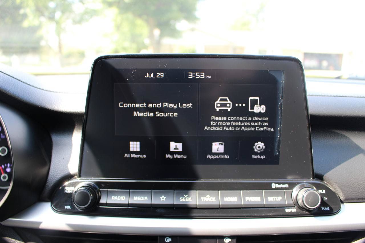 Used 2020 Kia Forte LXS FWD image 22