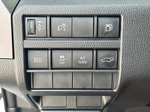Used 2025 Toyota 4Runner TRD Off-Road Premium AWD/4WD image 20