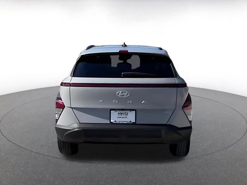 Used 2025 Hyundai Kona SEL image 10